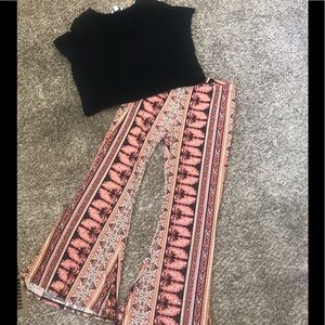 *Forever 21+* Stretch bell bottom leggings